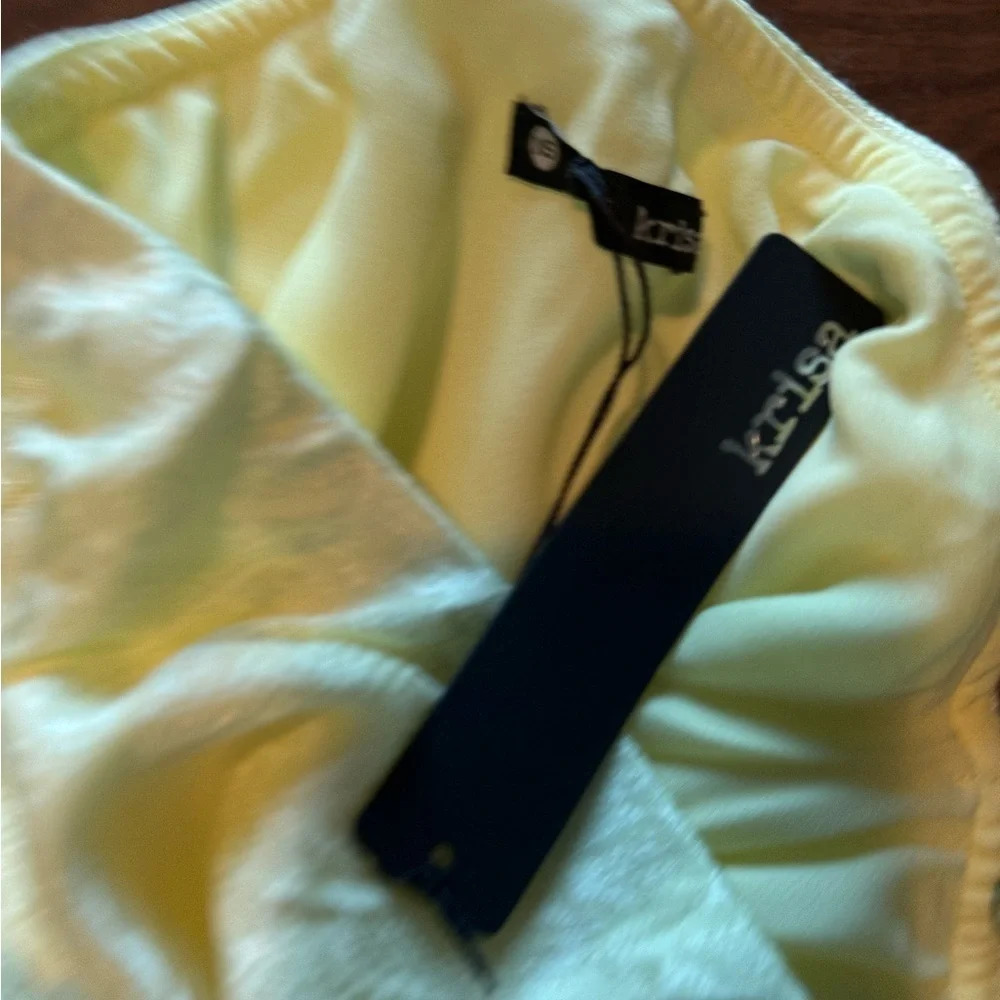 KRISA
Boa Midi Skirt In Green XS NWT - Picture 8 of 8